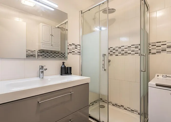 Les Regates-8 By Interhome