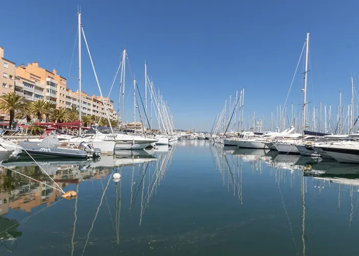 Les Regates-8 By Interhome Daire