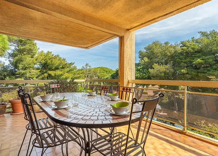 Les Regates-8 By Interhome Daire