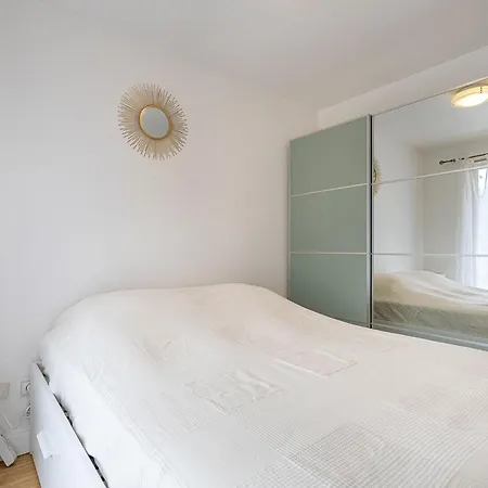 Les Regates-8 By Interhome Hyeres