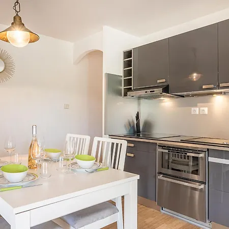 Les Regates-8 By Interhome Appartement *