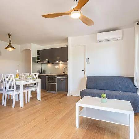 Les Regates-8 By Interhome *