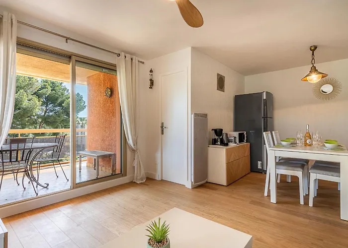 Apartment Les Regates-8 By Interhome Hyeres